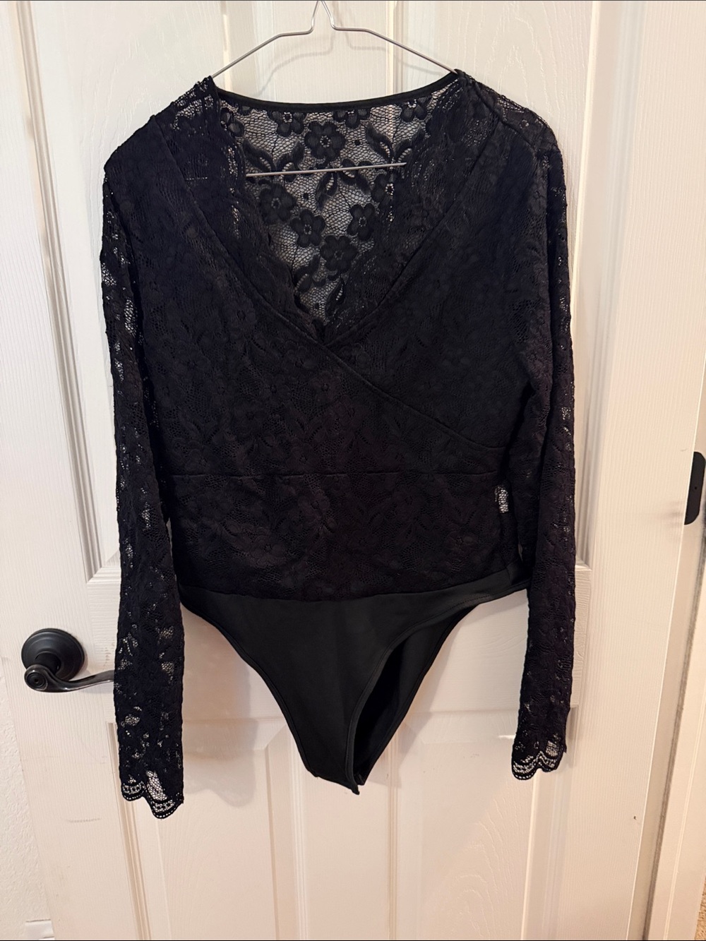Brand new! Never worn SHEIN Black Floral Lace Long-Sleeve Bodysuit